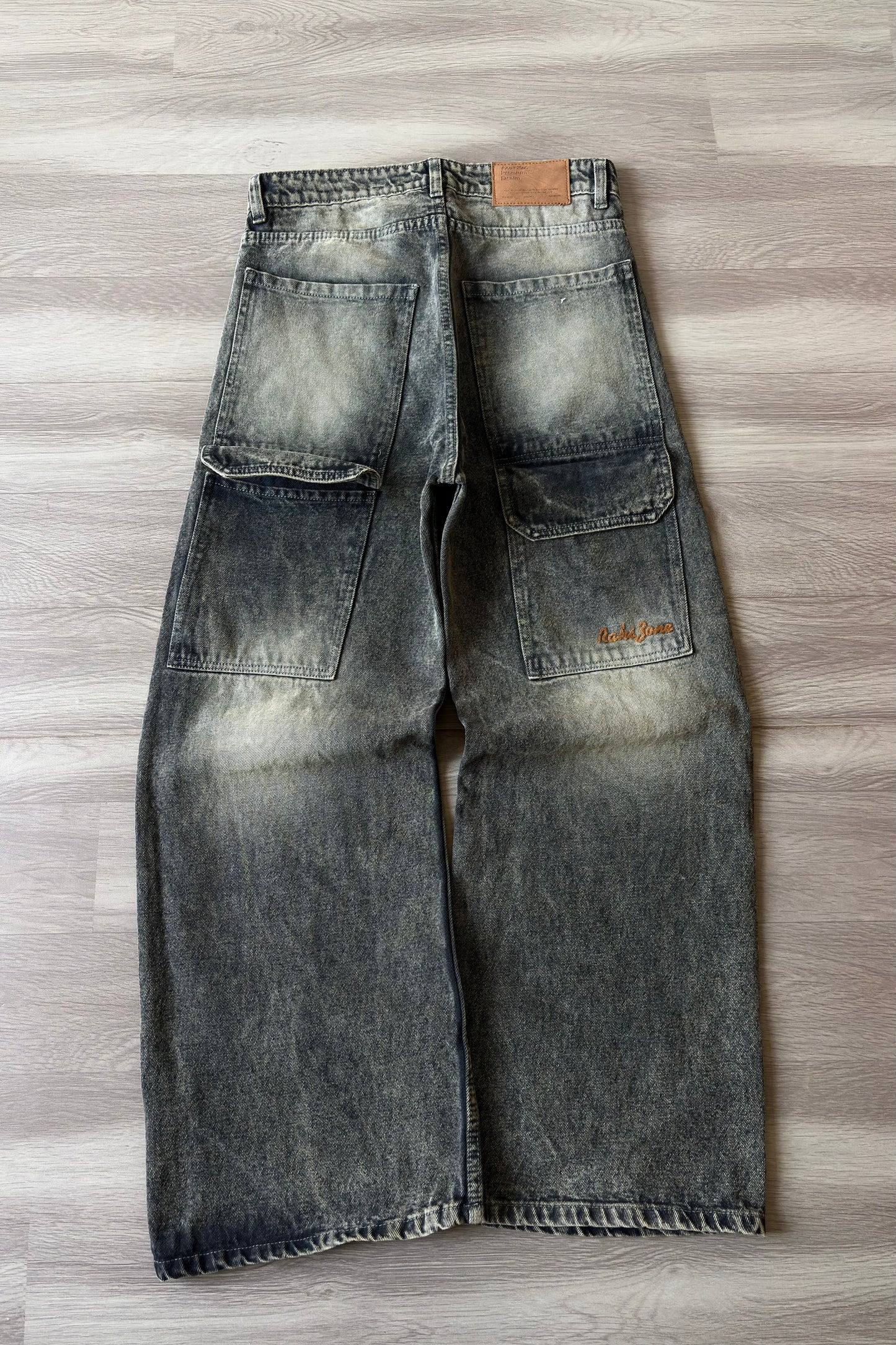 Warm Ash Wash Flap Pocket Denim