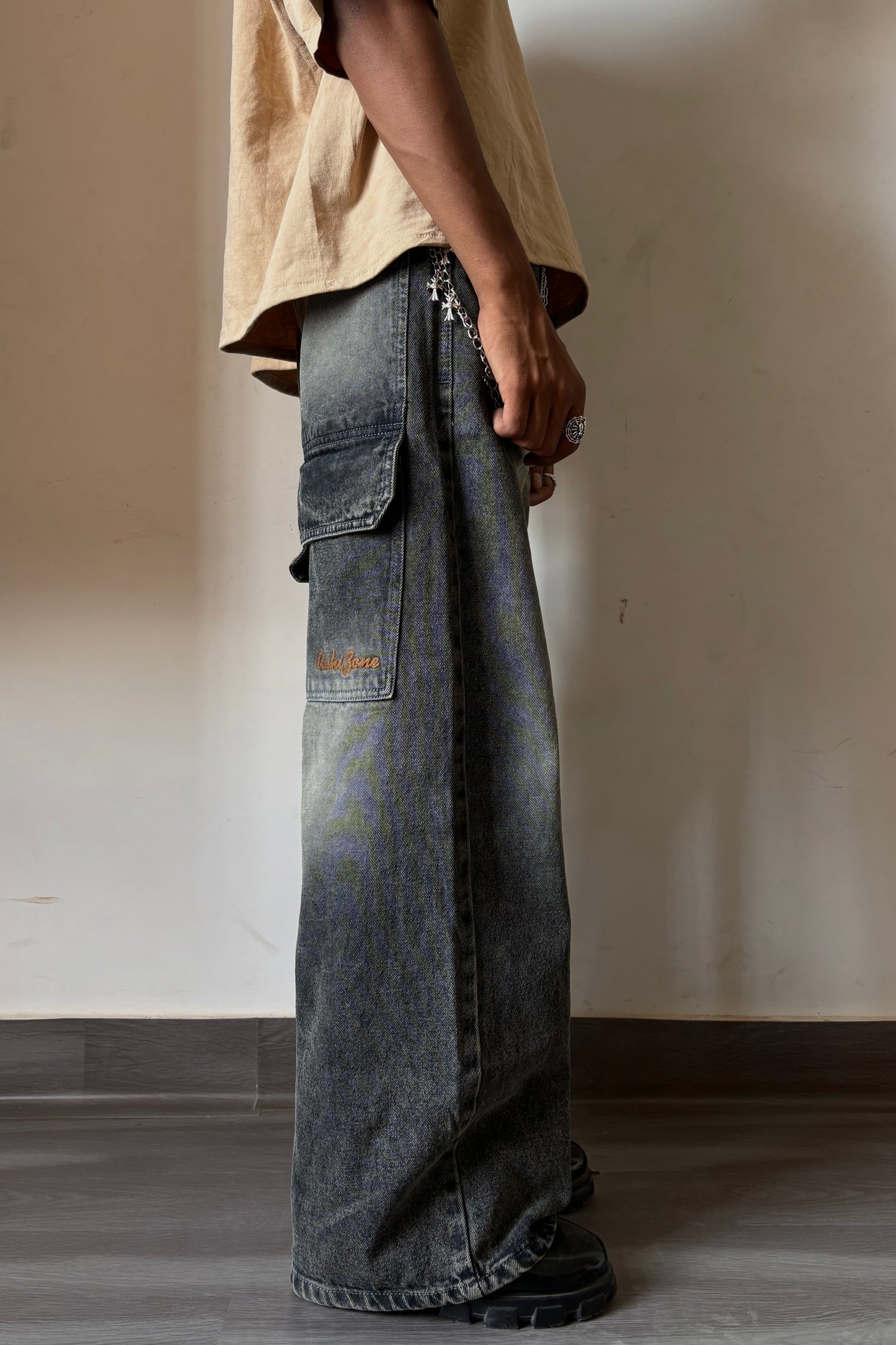 Warm Ash Wash Flap Pocket Denim