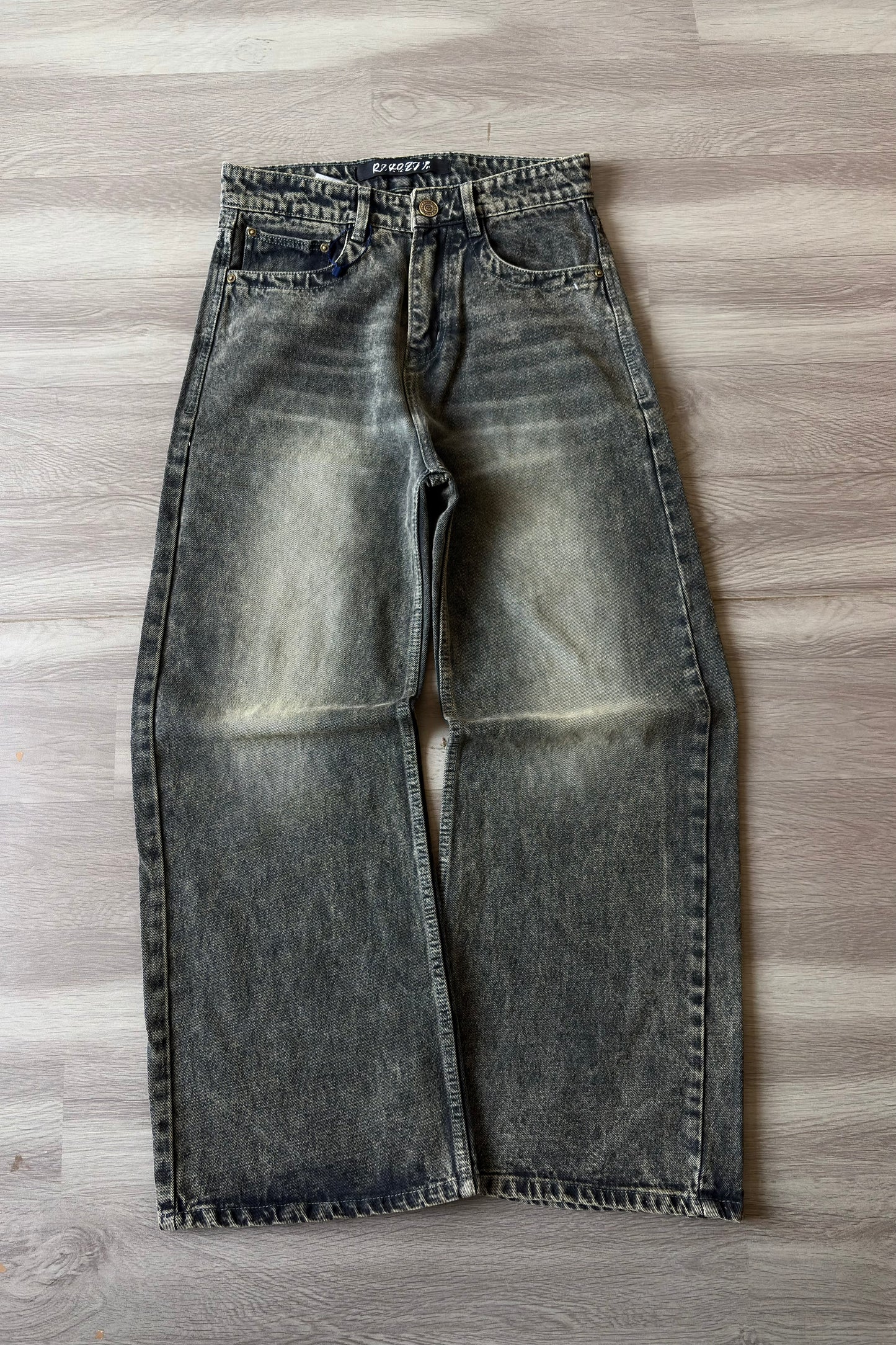 Warm Ash Wash Flap Pocket Denim