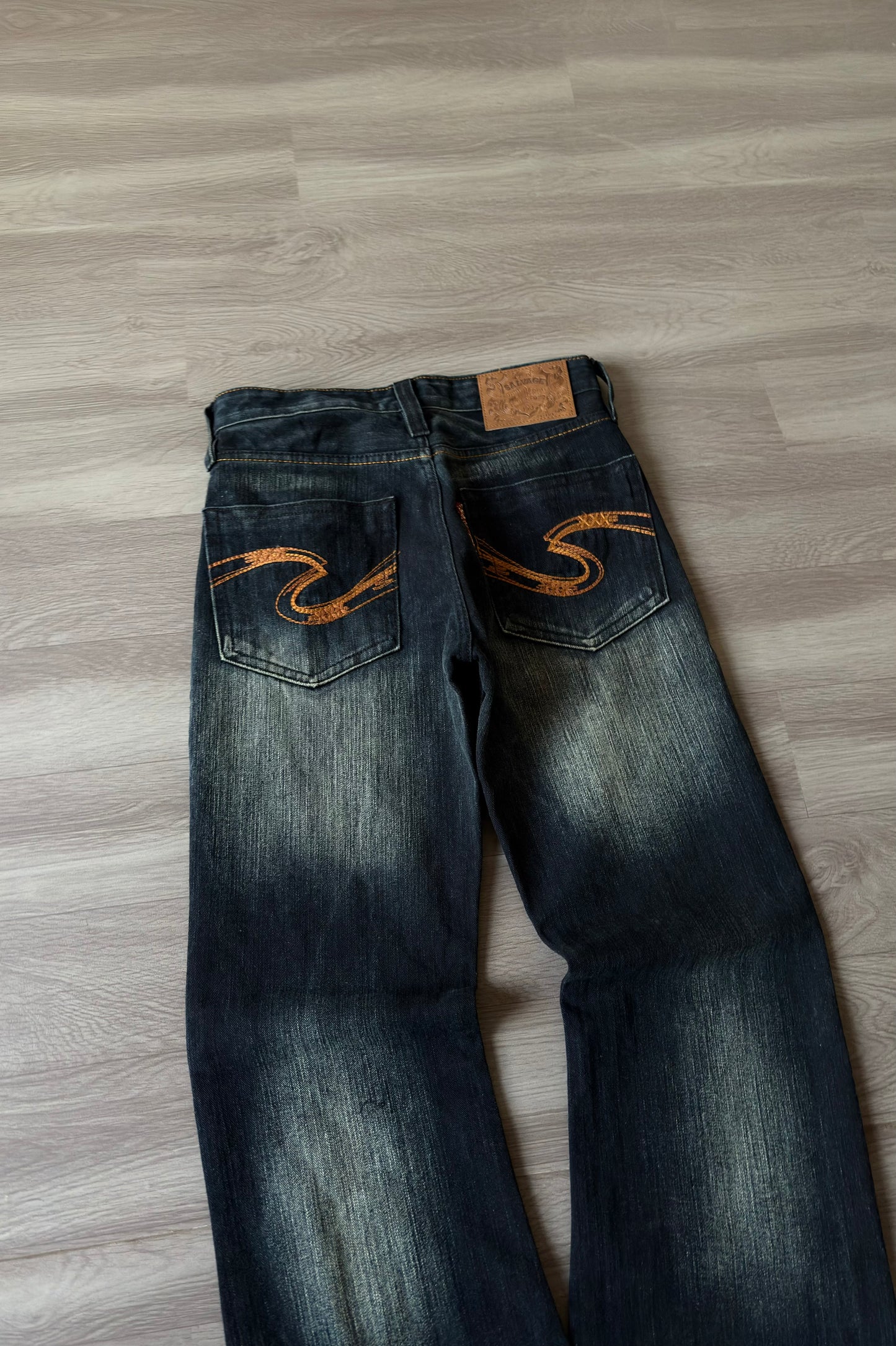 Whisker Fade Cross Slub Bootcut Denim