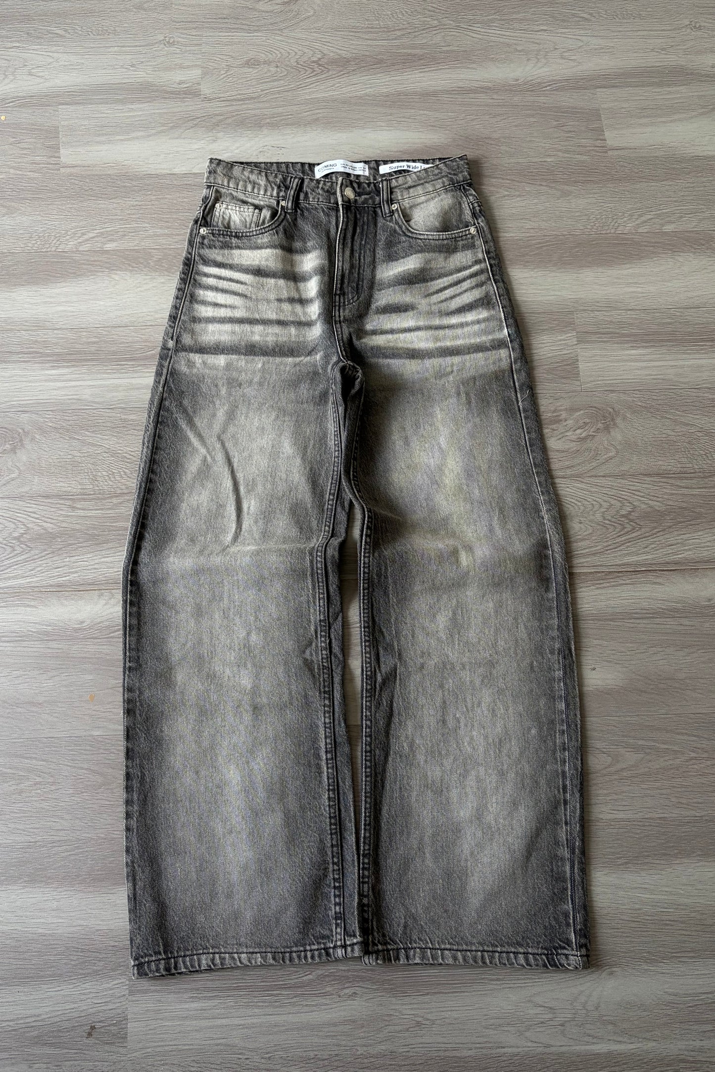 Smoke Wash Baggy Denim