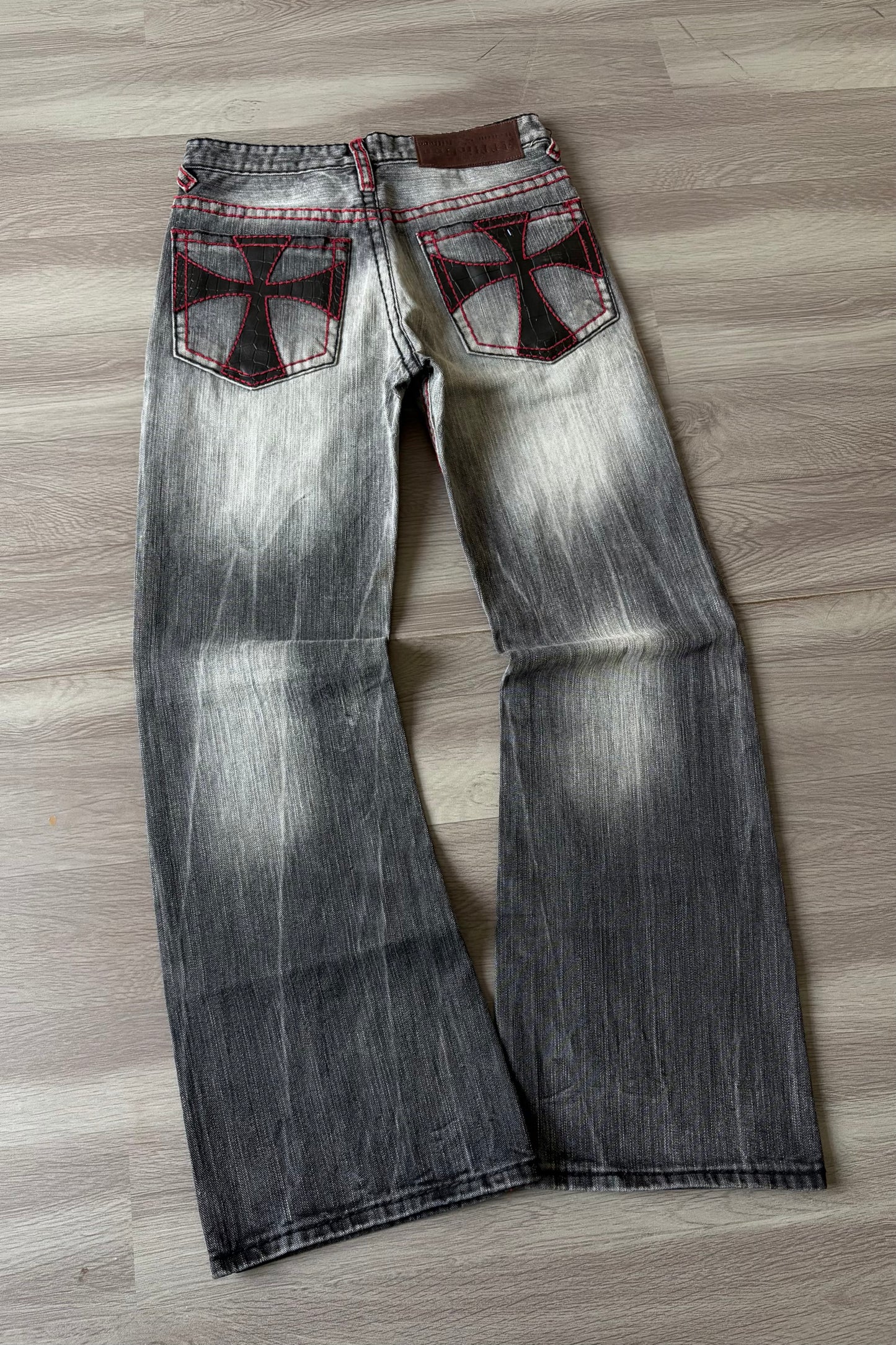 Alligator Cross Cream Fade Relaxed Bootcut